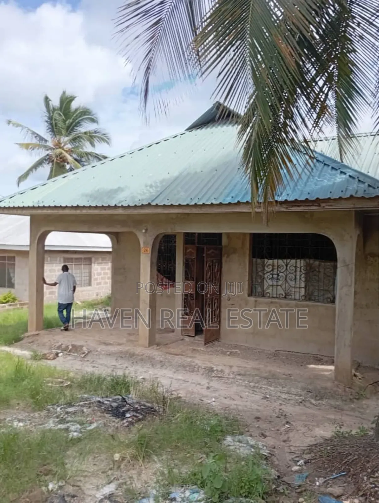 3bdrm House in Goba for sale