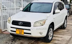 Toyota RAV4 2008 White