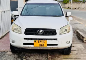 Toyota RAV4 2008 White