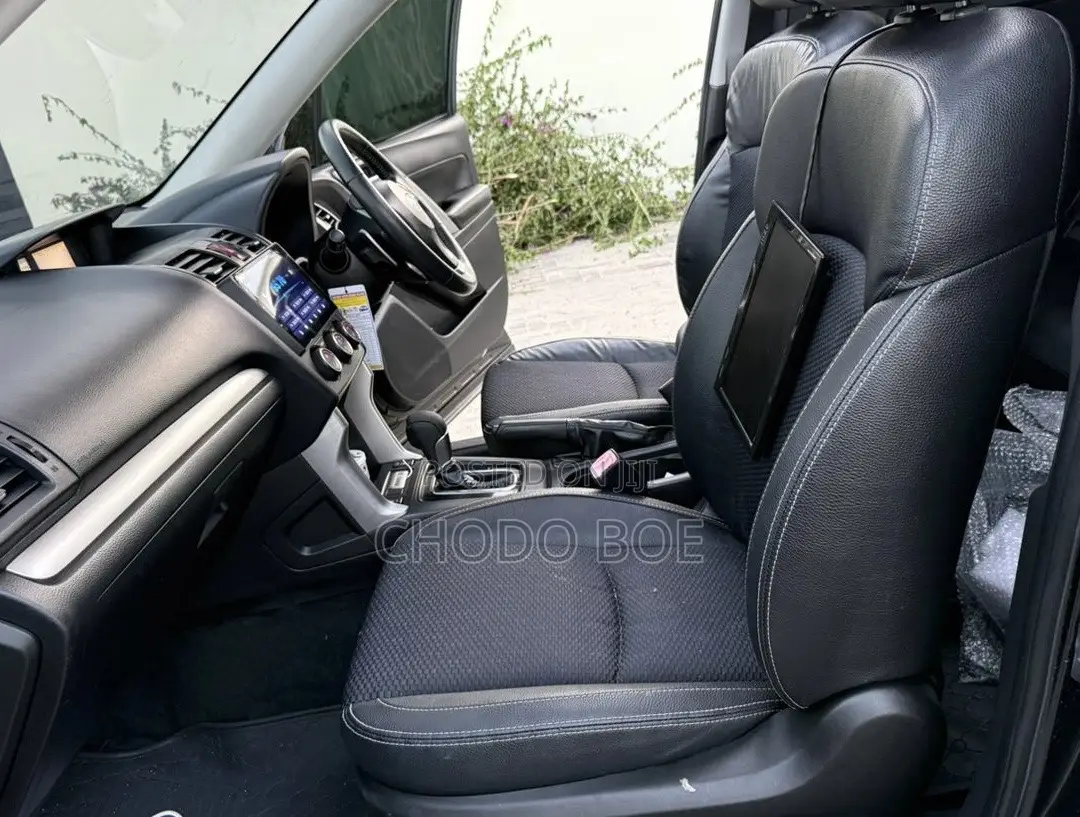 Subaru Forester 2014 Black