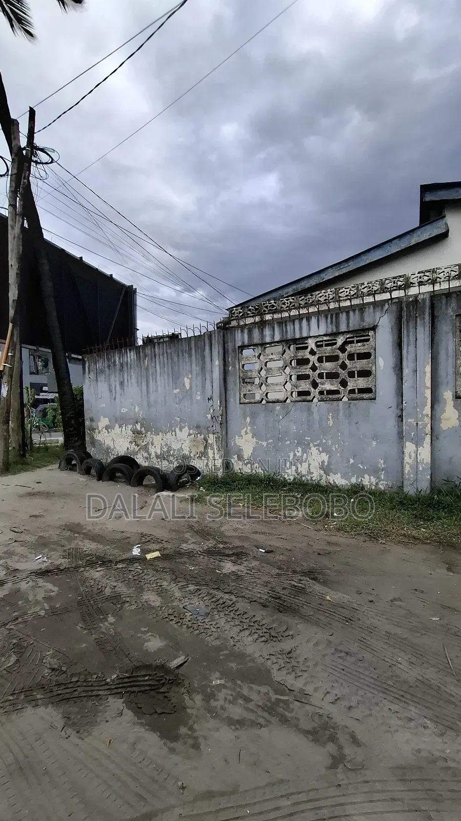 Double Plot Sale at Makumbusho It Look at Tarmac