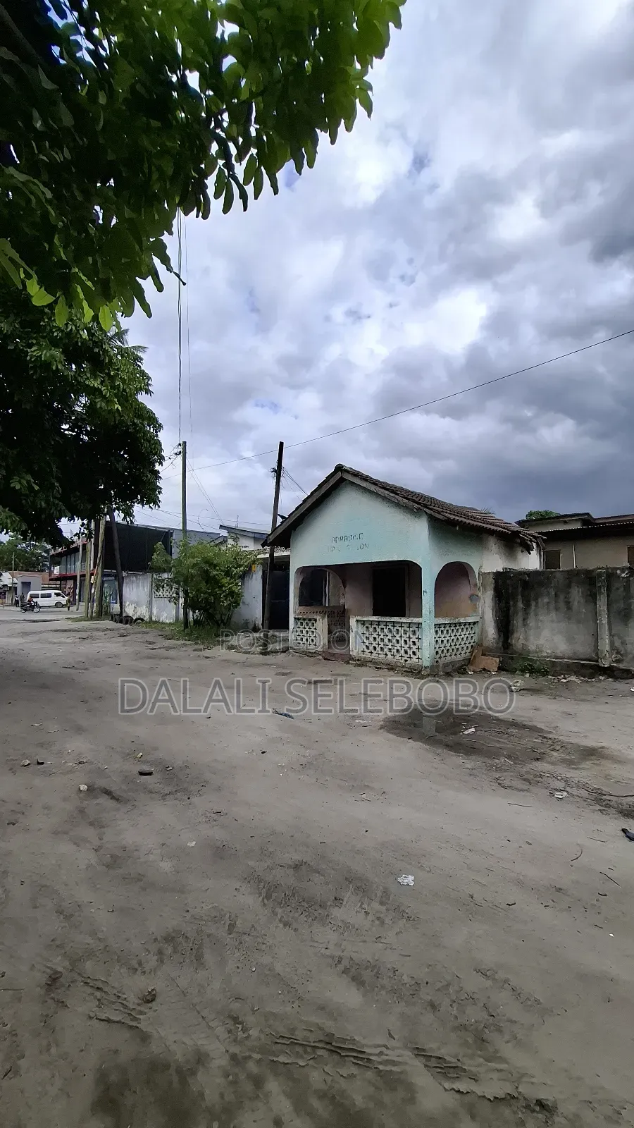 Double Plot Sale at Makumbusho It Look at Tarmac