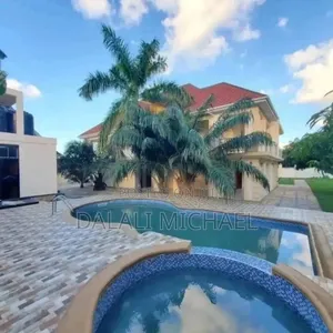 5bdrm House in Mbezibeach for rent