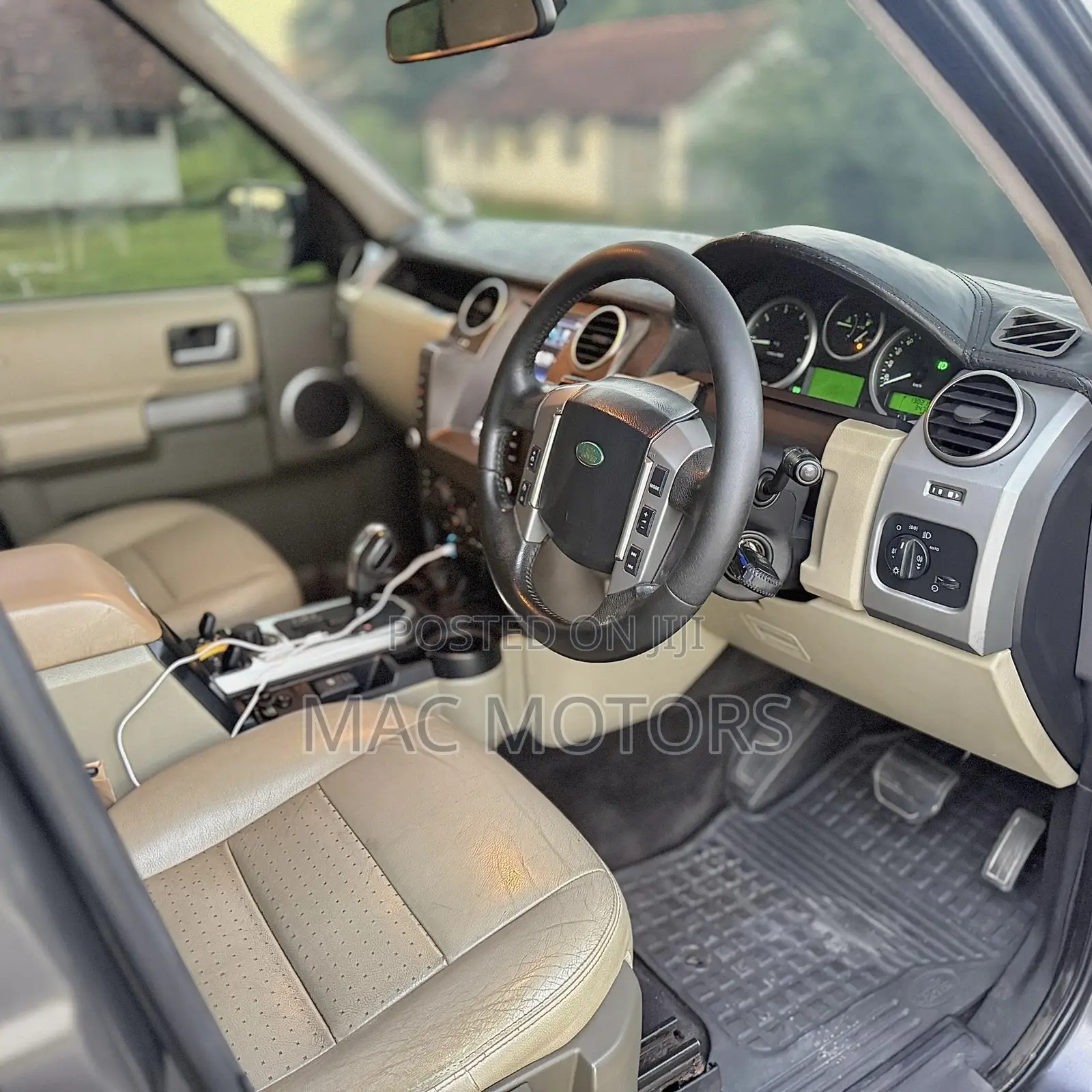Land Rover Discovery 2009 Gray