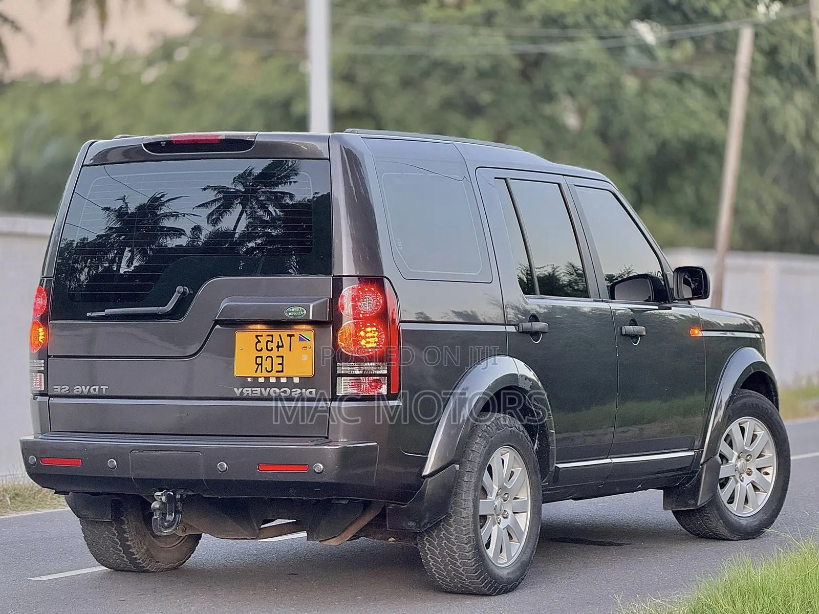 Land Rover Discovery 2009 Gray