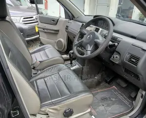 Nissan X-Trail 2.0 2004 Black