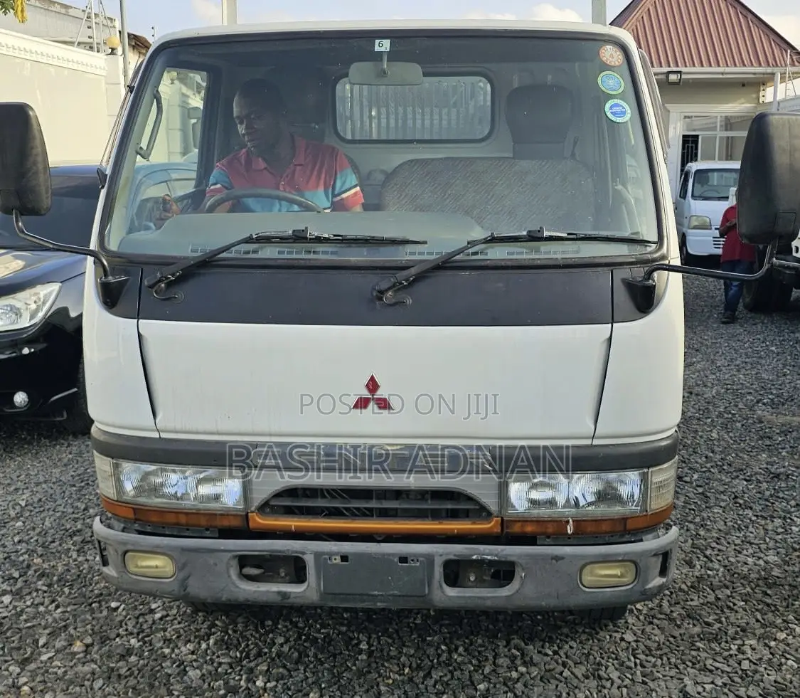 Mitsubishi Canter Dunper 2 Tonnes(Tani) Mpya(Unregistered).