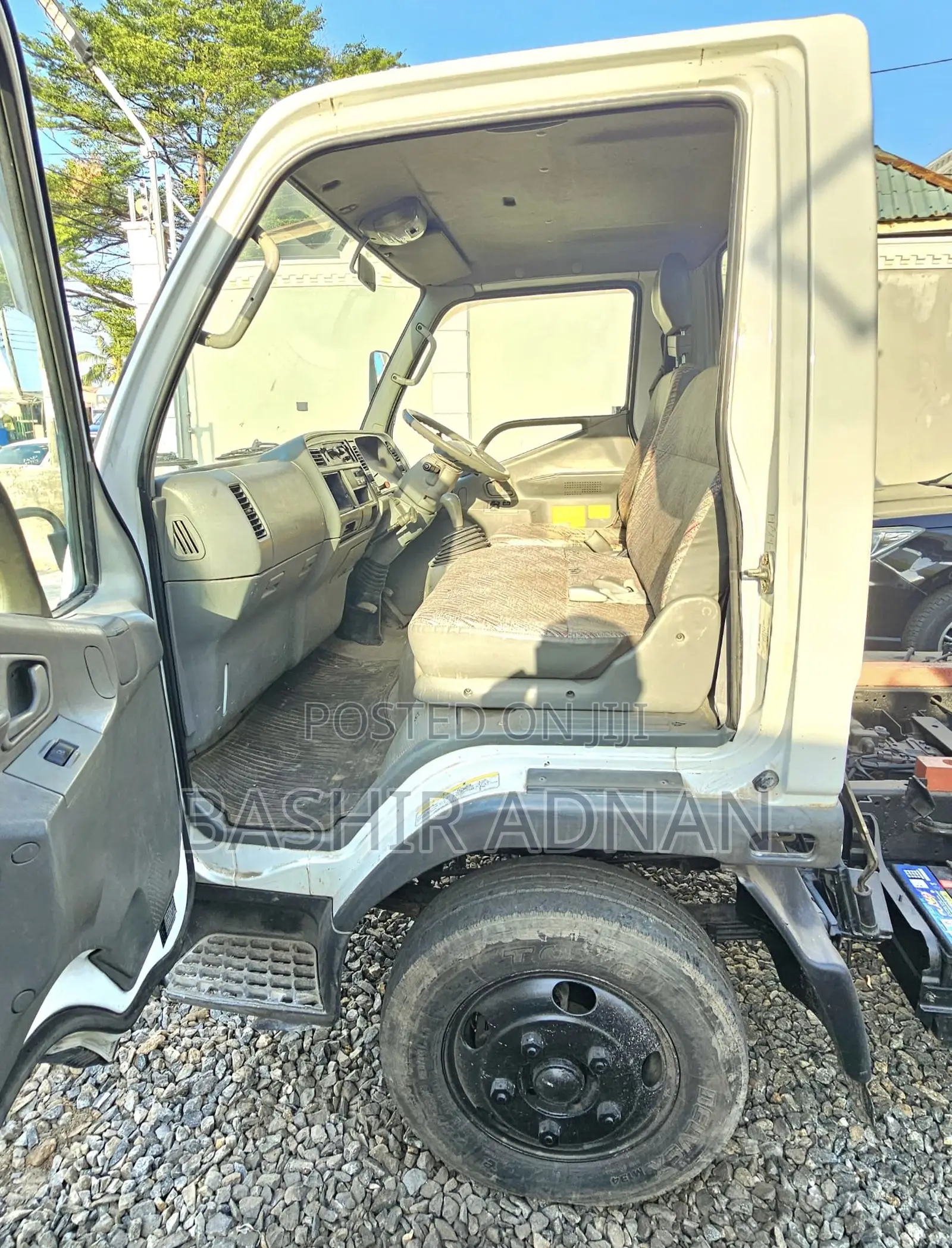 Mitsubishi Canter Dunper 2 Tonnes(Tani) Mpya(Unregistered).