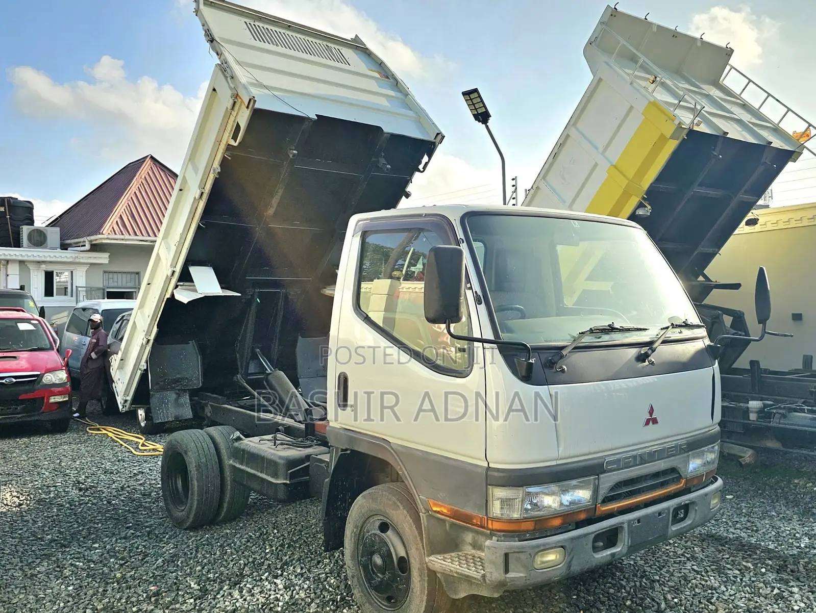 Mitsubishi Canter Dunper 2 Tonnes(Tani) Mpya(Unregistered).