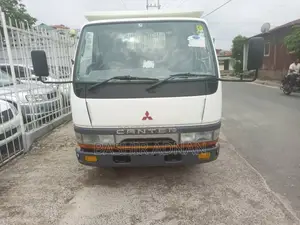 Mitsubishi Canter Mpya Chasis Yenye(With) Helper 3 Tonnes.
