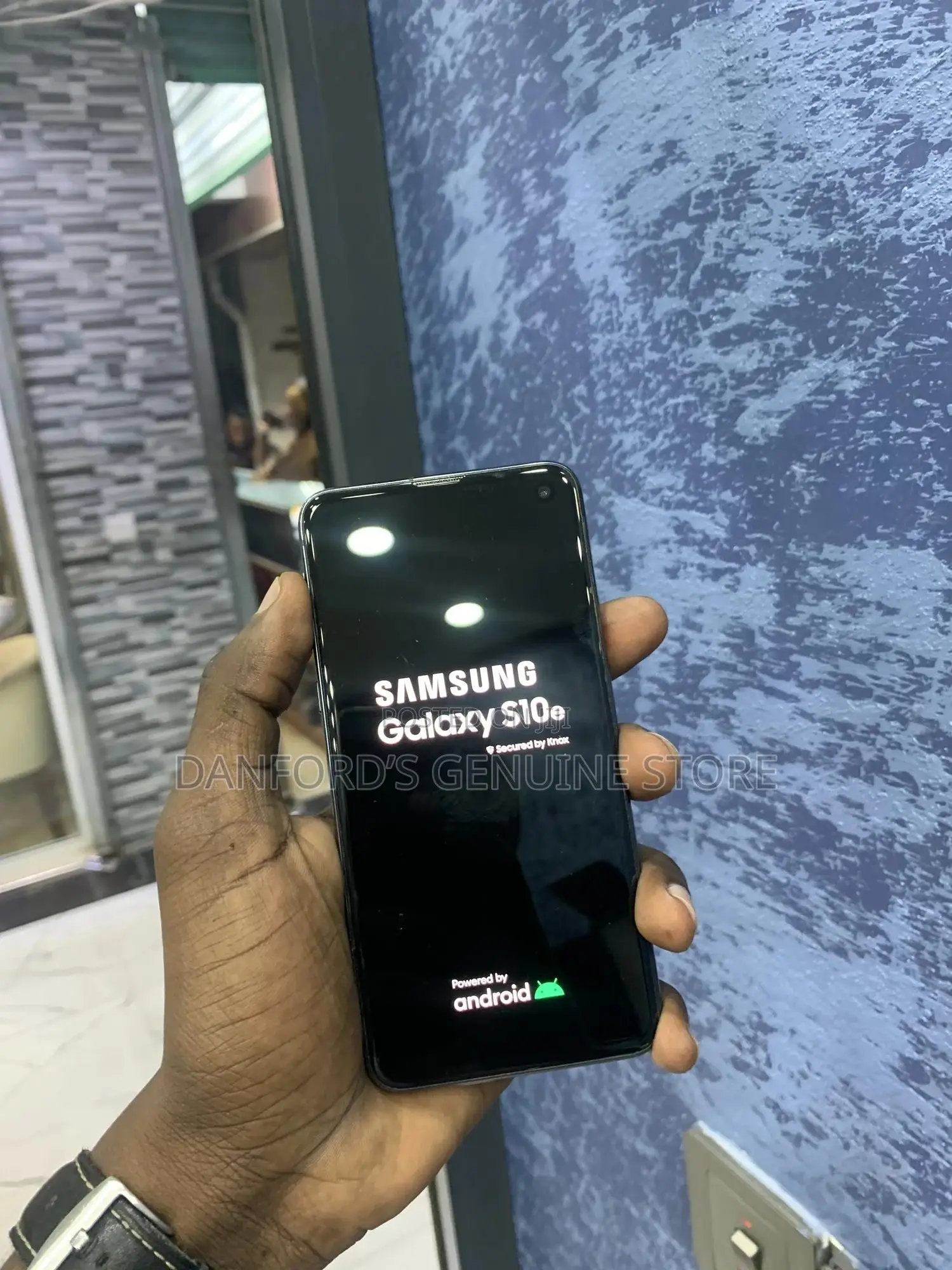 Samsung Galaxy S10e 128 GB Black