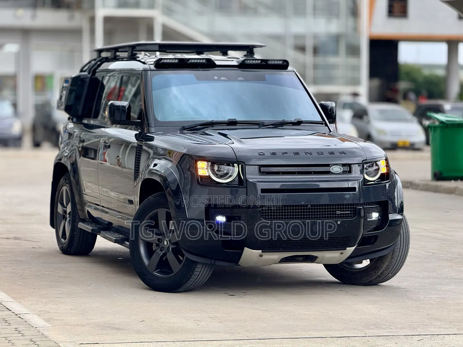 Land Rover Defender X-Dynamic SE 2023 Gray