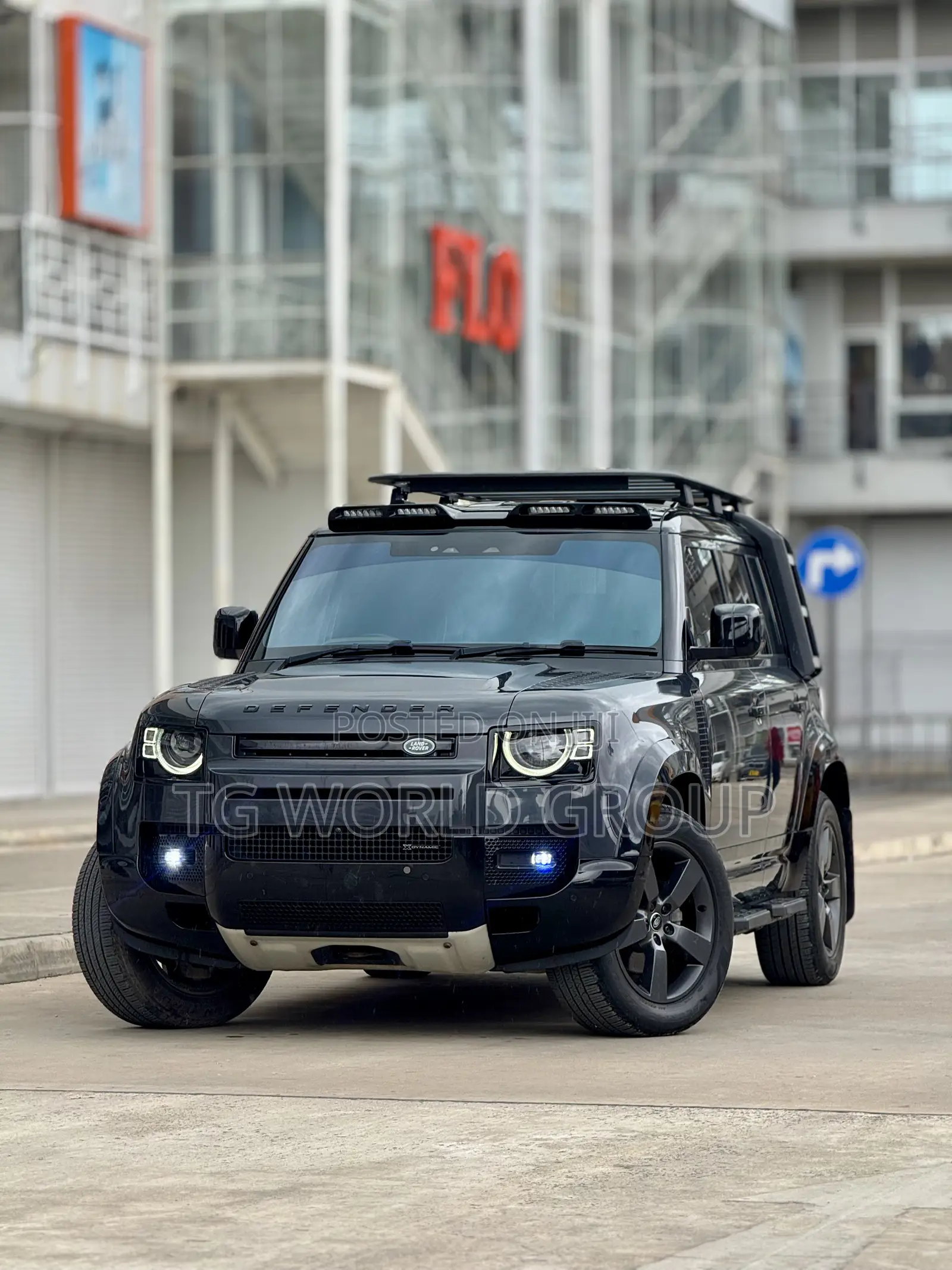 Land Rover Defender X-Dynamic SE 2023 Gray