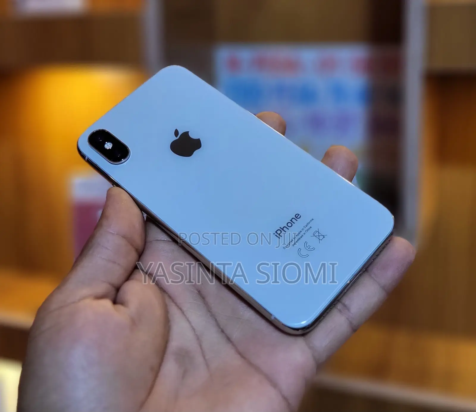 Apple iPhone X 64 GB White