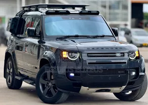 Land Rover Defender 2022 Brown