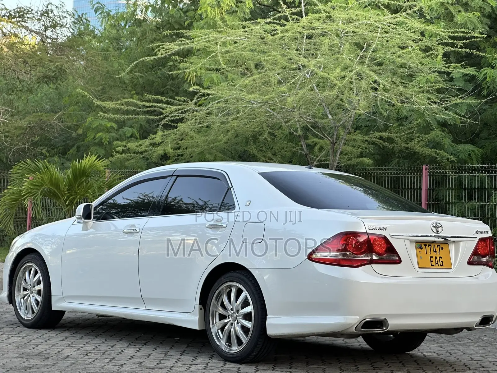 Toyota Crown 2008 White