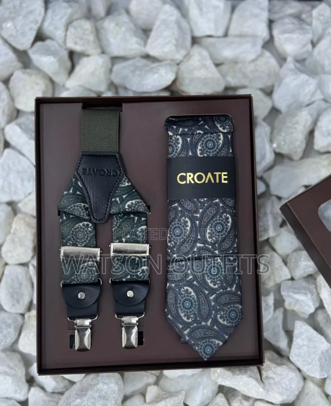 Men's Tie and Suspender Conbo