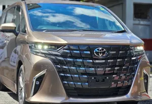 Toyota Alphard 2024 Gold