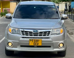 Subaru Forester 2011 Silver