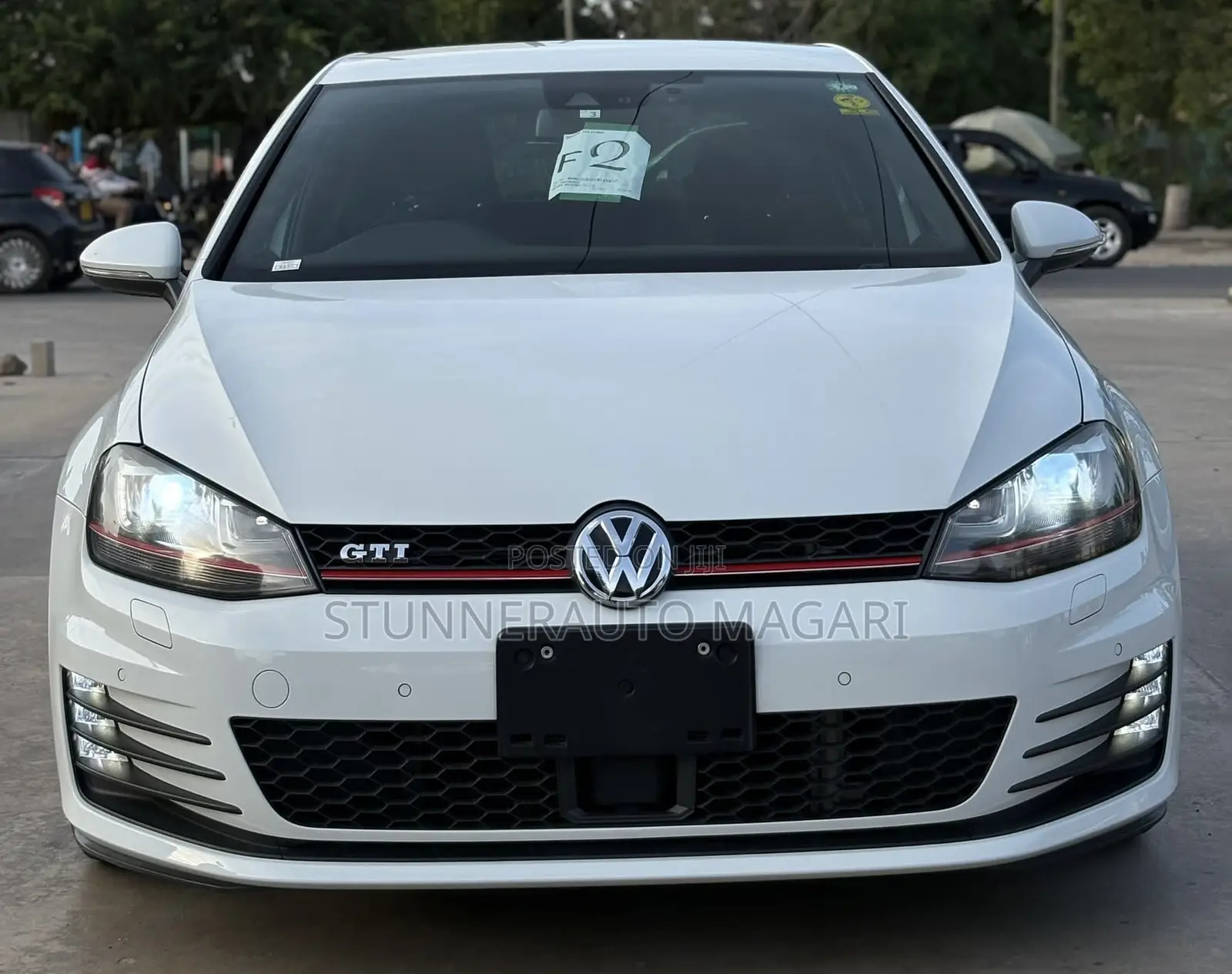 Volkswagen Golf 2014 White