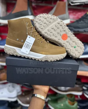 Men's Classic High Timberlands Shoes or Boots