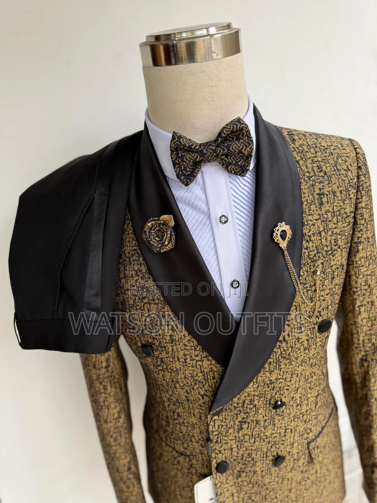Men's Marshalino Suits Six Buttons