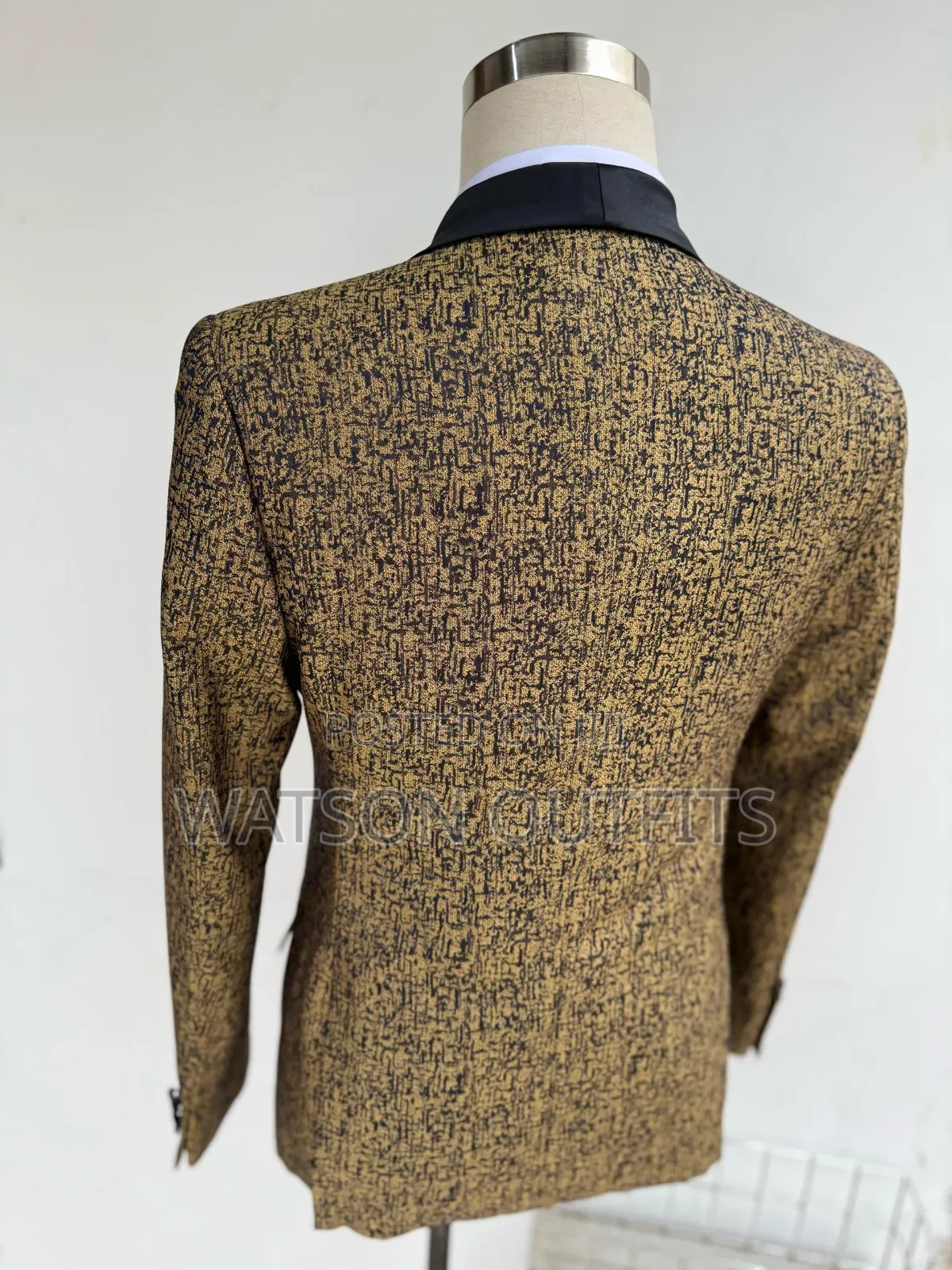 Men's Marshalino Suits Six Buttons