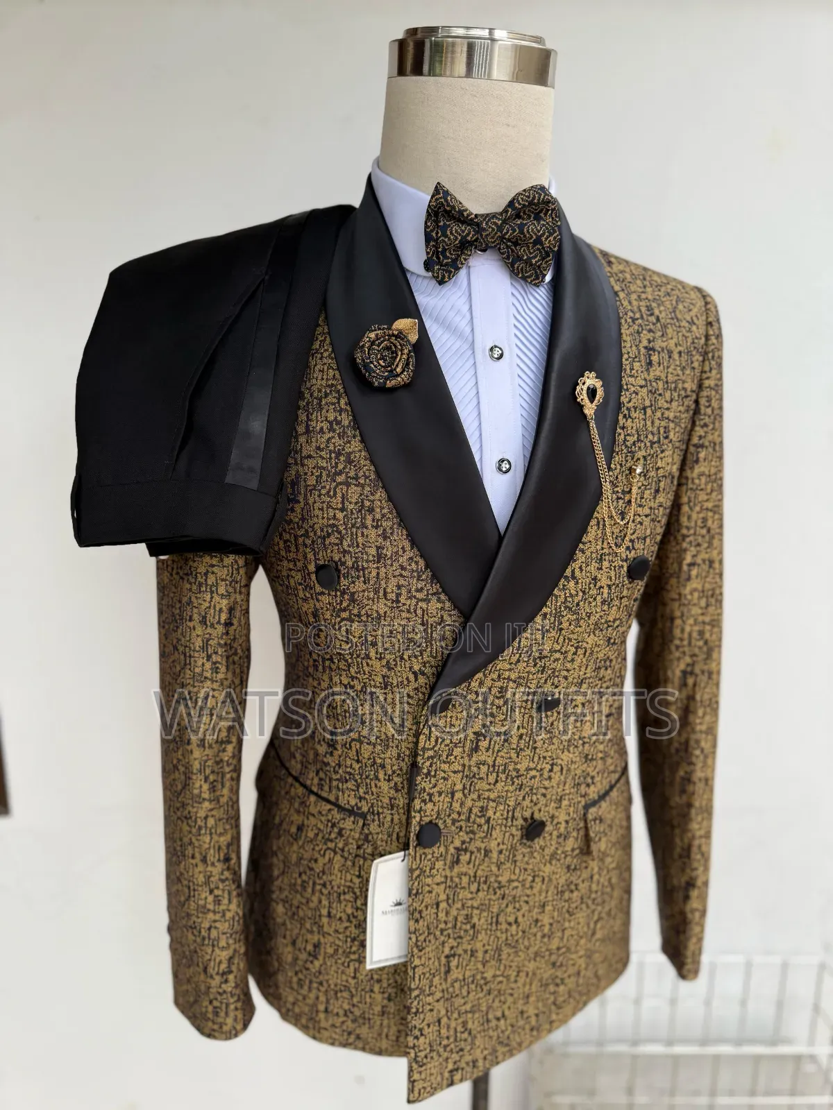 Men's Marshalino Suits Six Buttons