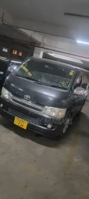 Toyota HiAce 2009 Gray