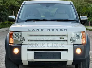Land Rover Discovery 2009 White