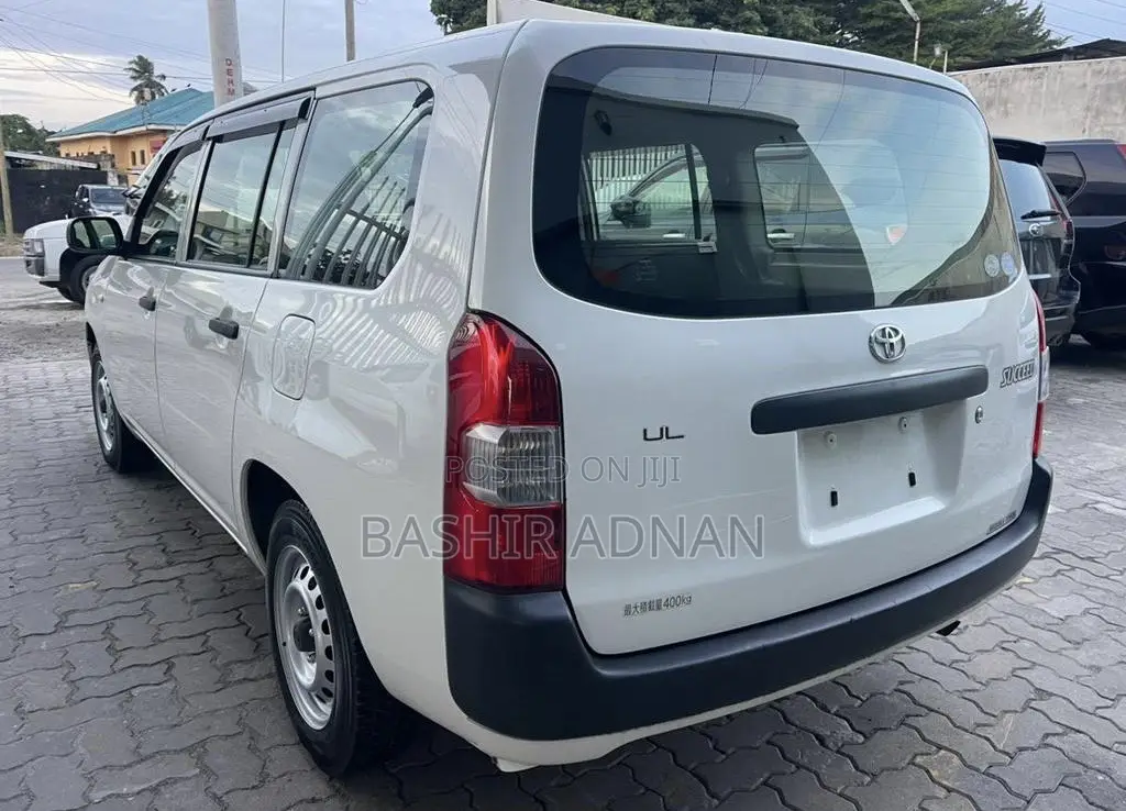 Toyota Succeed SV Premium 2016 Pearl