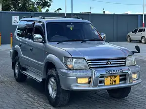 Toyota Land Cruiser Prado 2.7 16V 5dr 2001 Silver