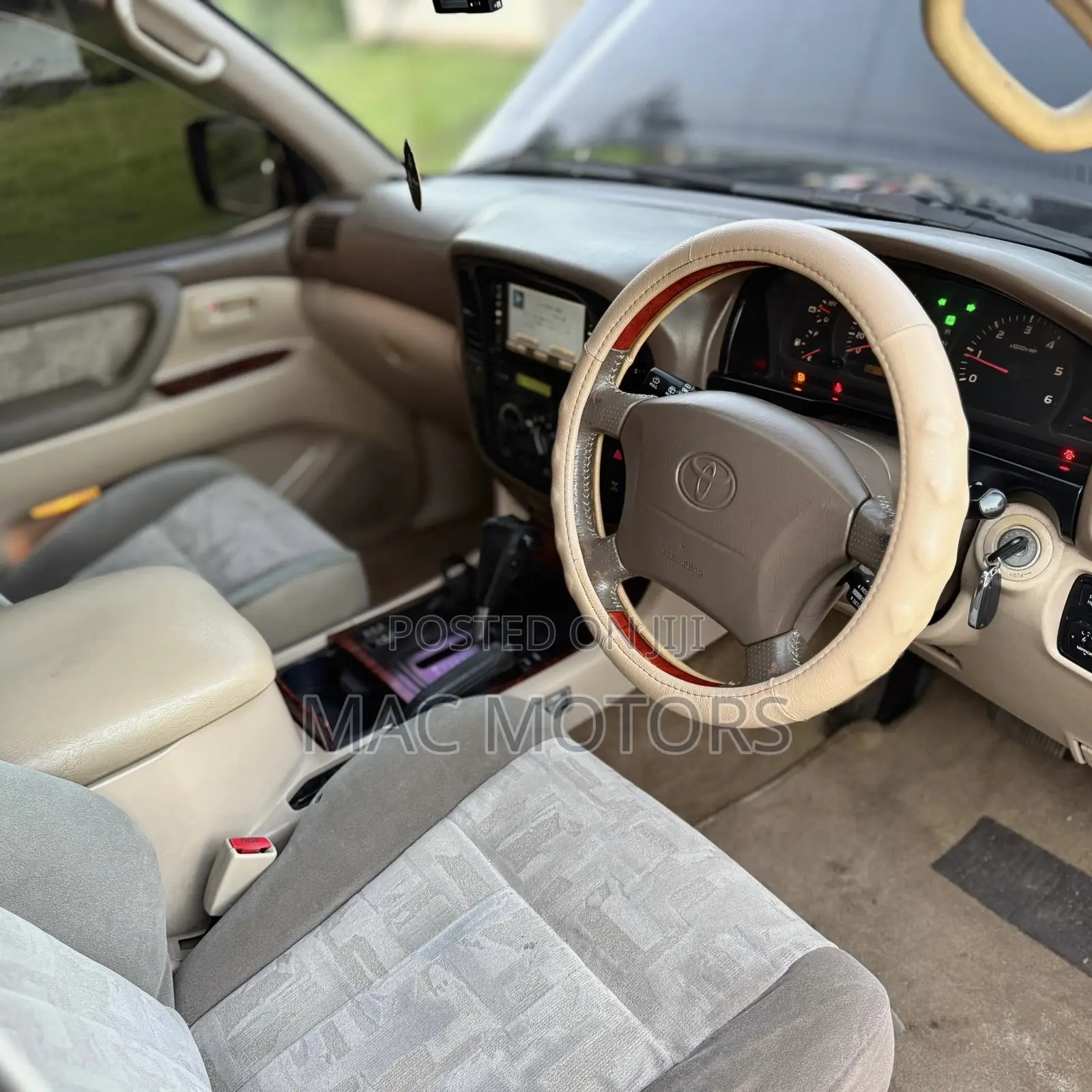 Toyota Land Cruiser HDJ 100 2001 Black