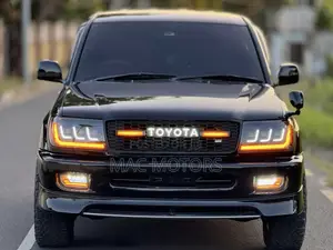 Toyota Land Cruiser HDJ 100 2001 Black