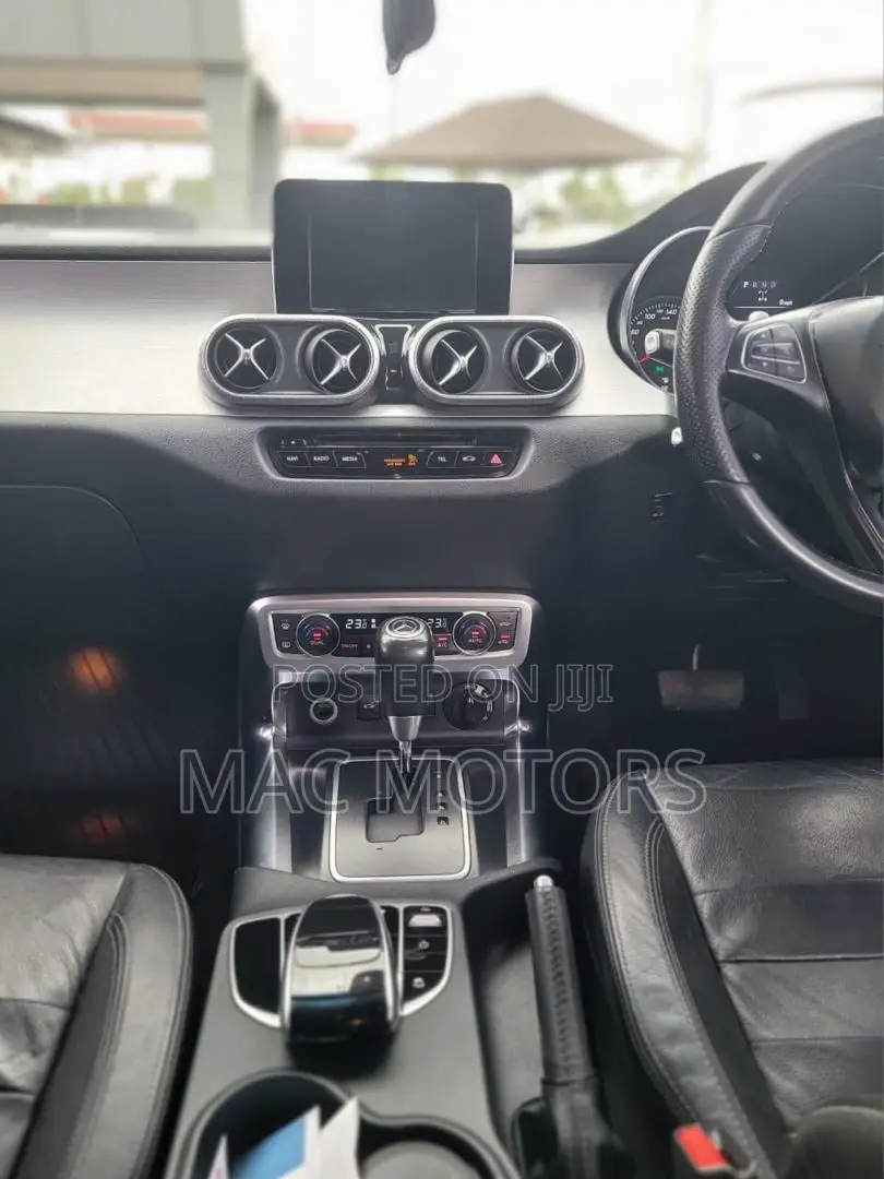 Mercedes-Benz X Class 2017 White