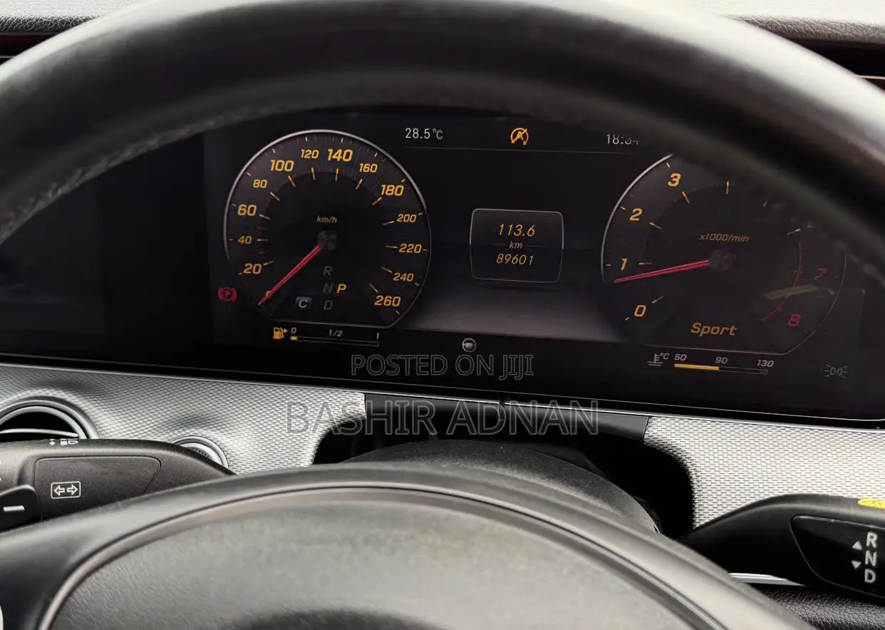 Mercedes-Benz E200 2016 Pearl
