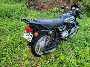 Bajaj Boxer 125 2025 Black