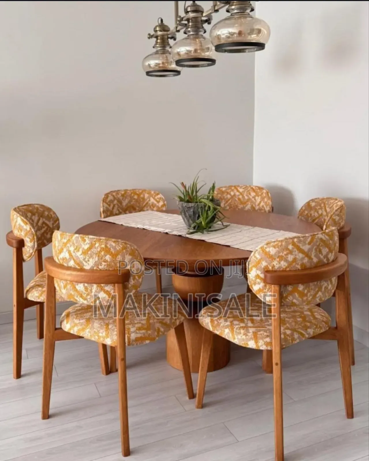 Dinner Table Nzuri
