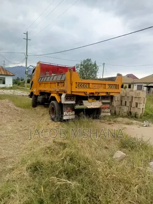 Fuso Tipa Engine 17