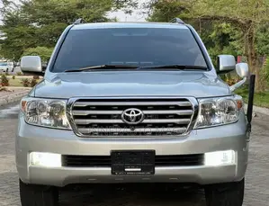 Toyota Land Cruiser 2009 Silver