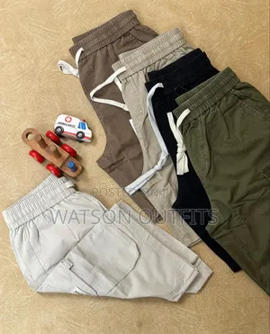 Men's Combats Shorts With Exciting Quality
