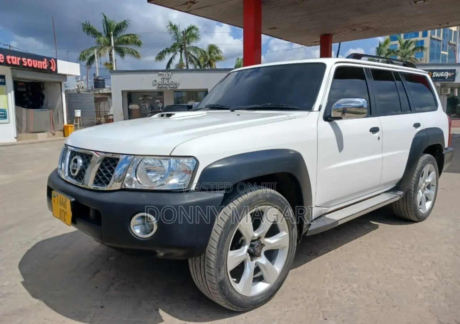 Nissan Patrol 2008 White