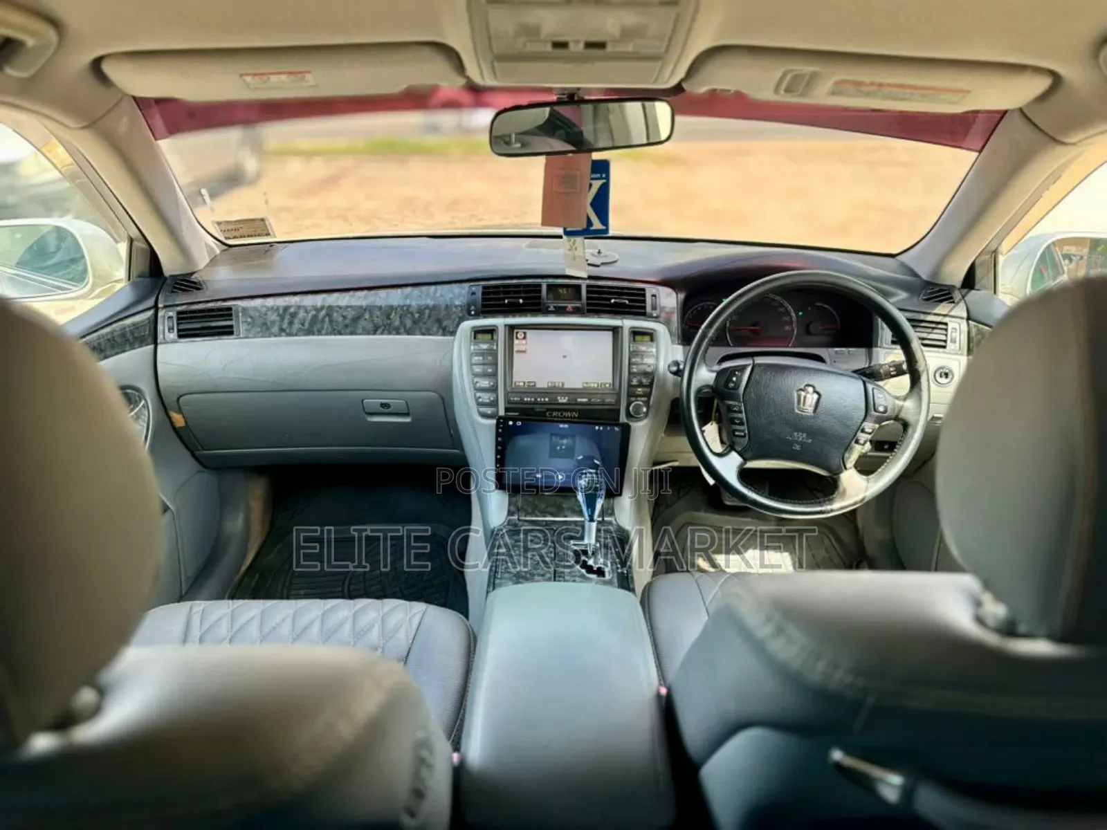 Toyota Crown 2004 Silver