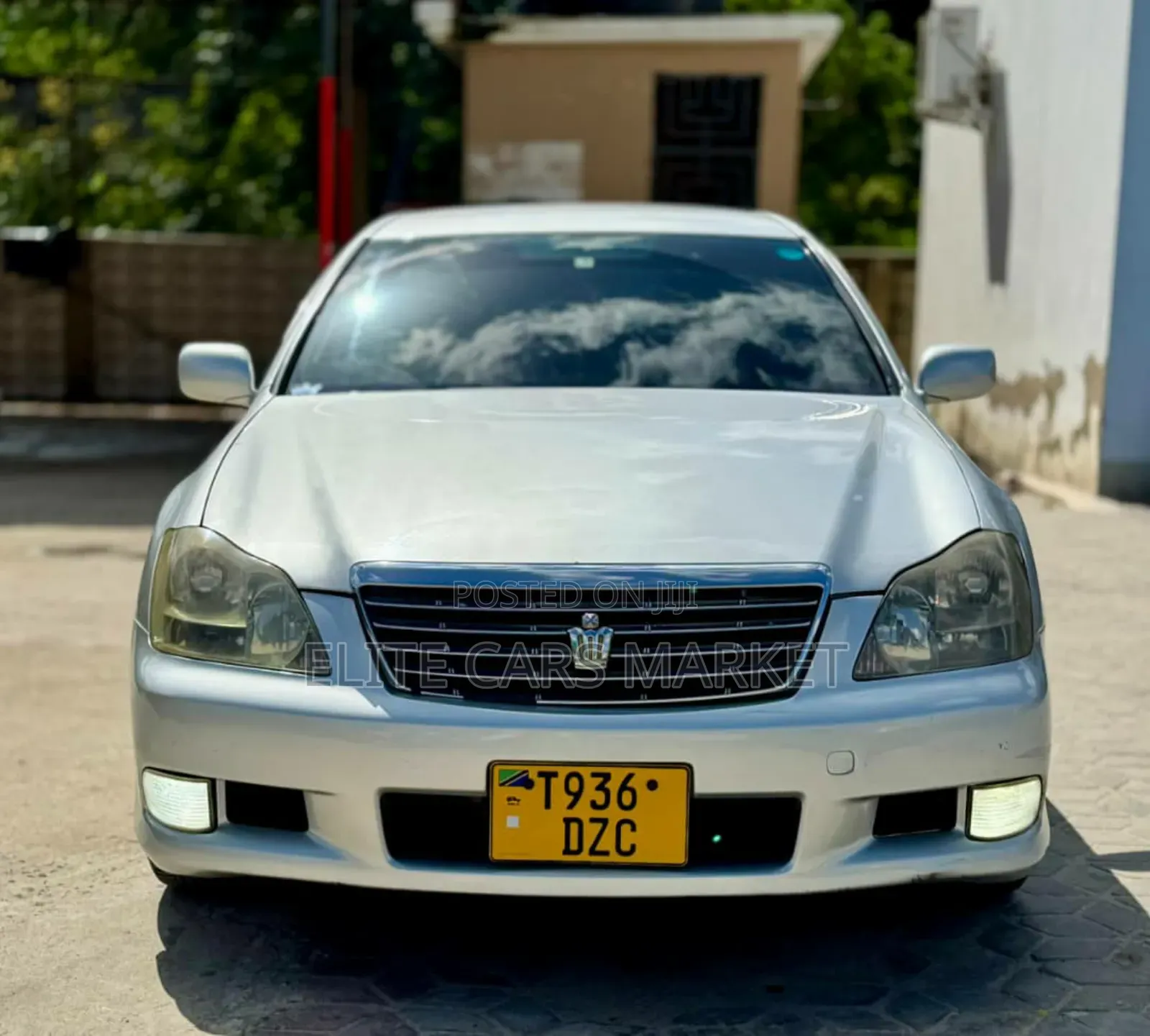 Toyota Crown 2004 Silver