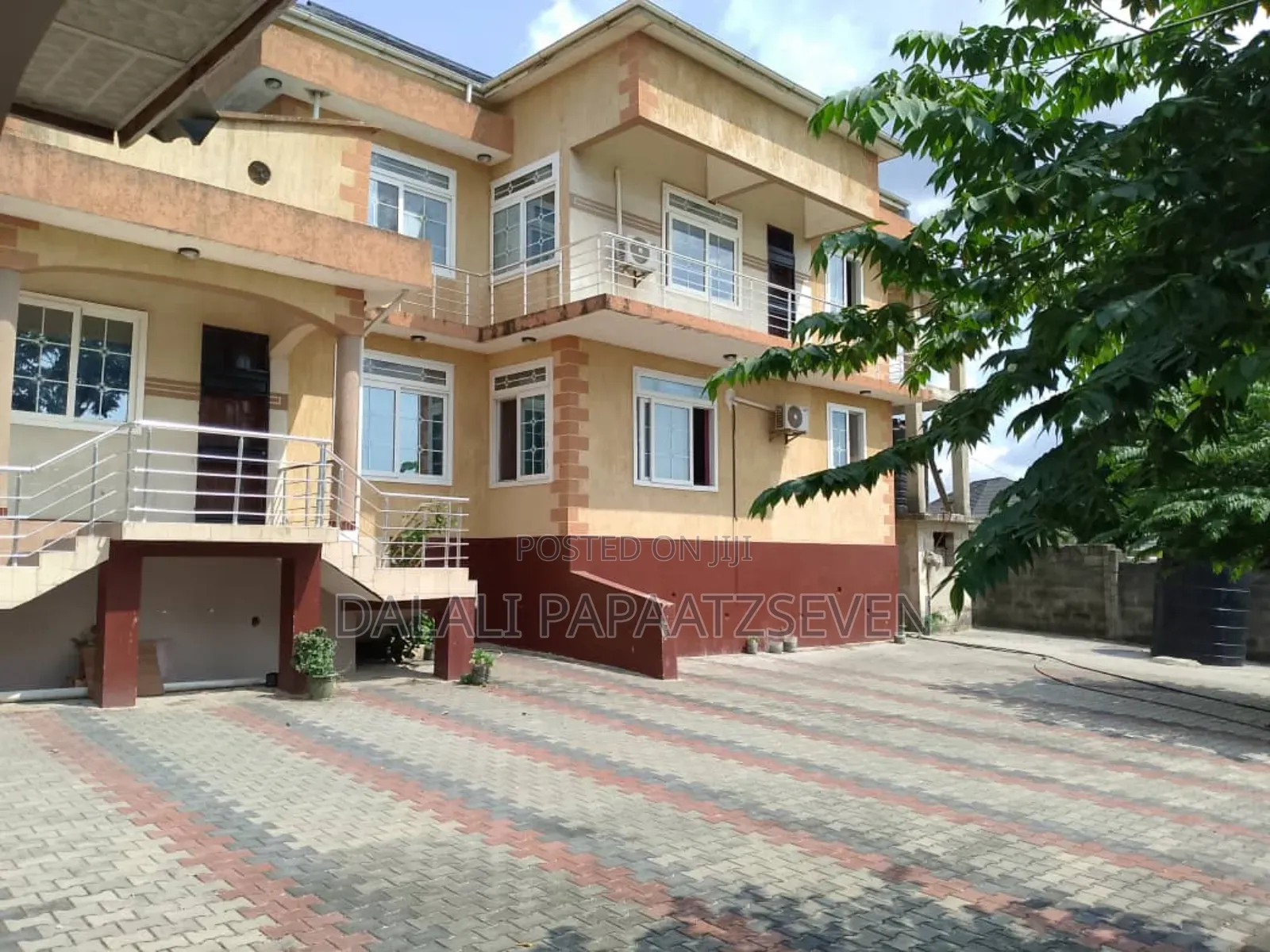 5bdrm House in Dalalipapaatzseven, Bunju for rent