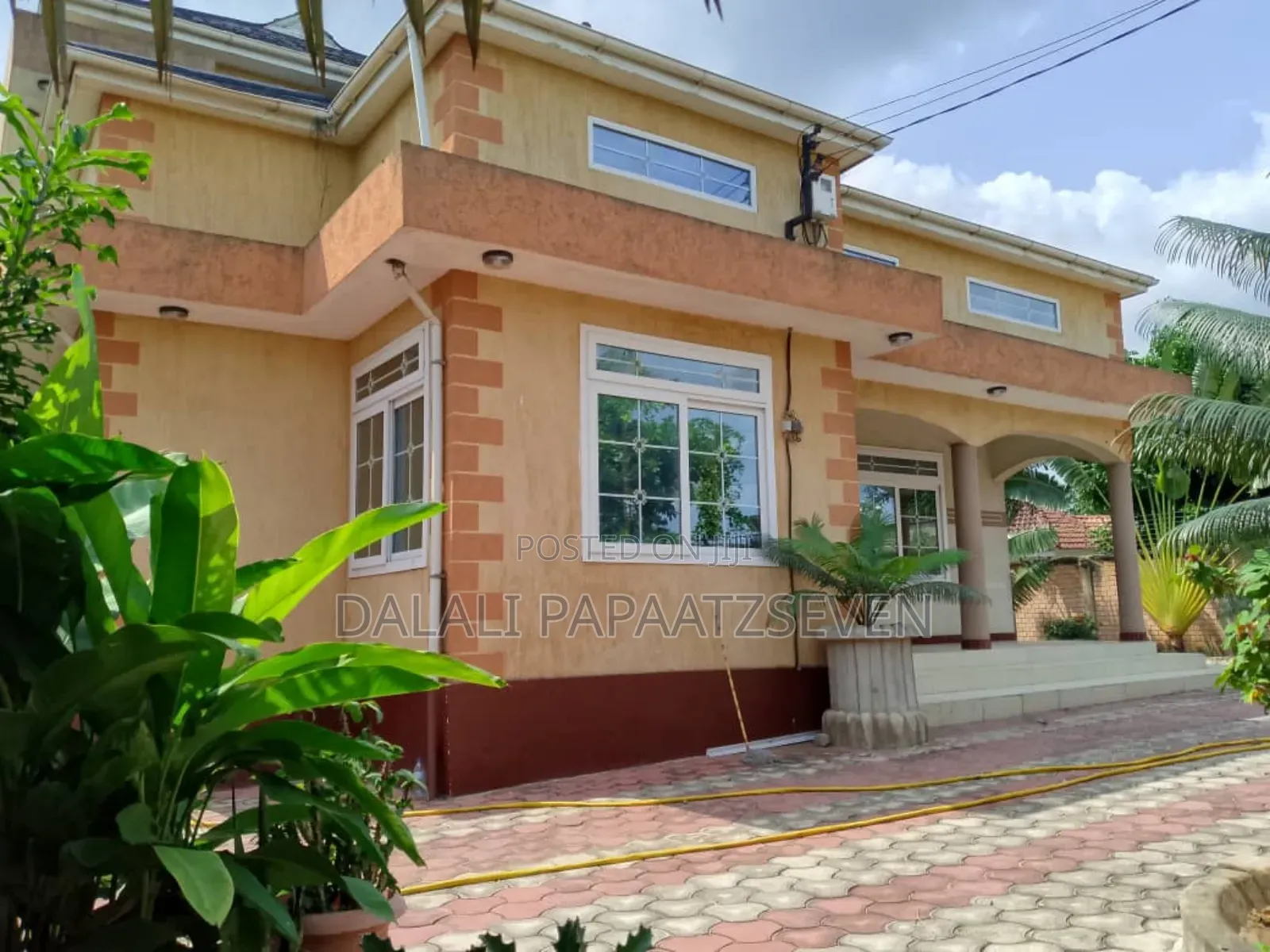 5bdrm House in Dalalipapaatzseven, Bunju for rent