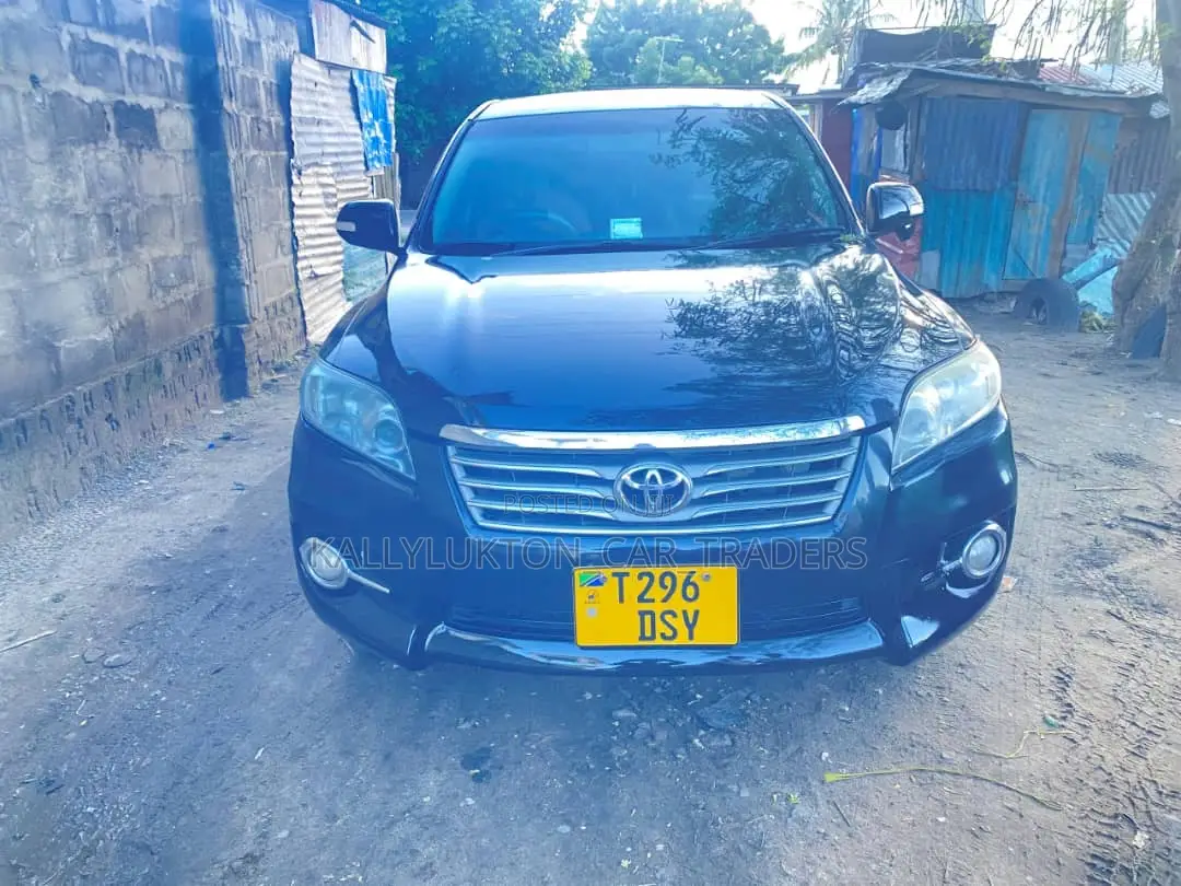 Toyota Vanguard 2004 Black