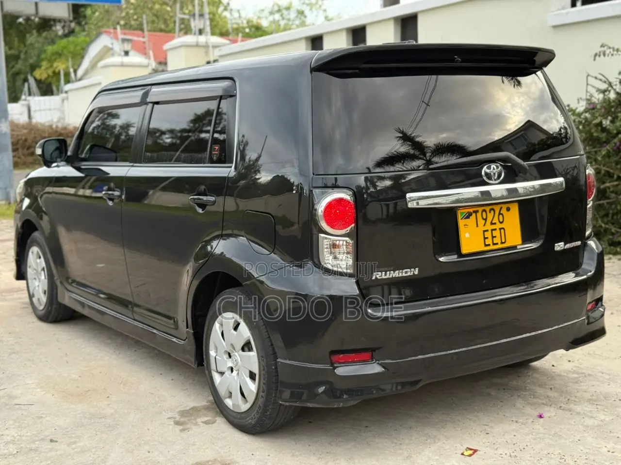 Toyota Corolla Rumion 2010 Black