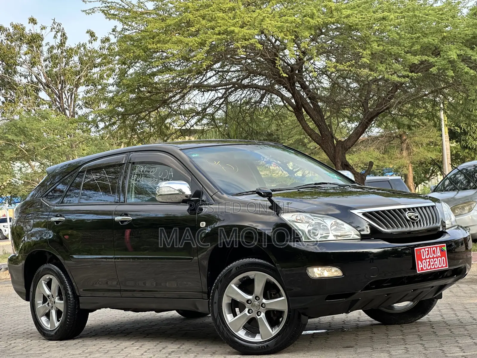 Toyota Harrier 2.4 2012 Black