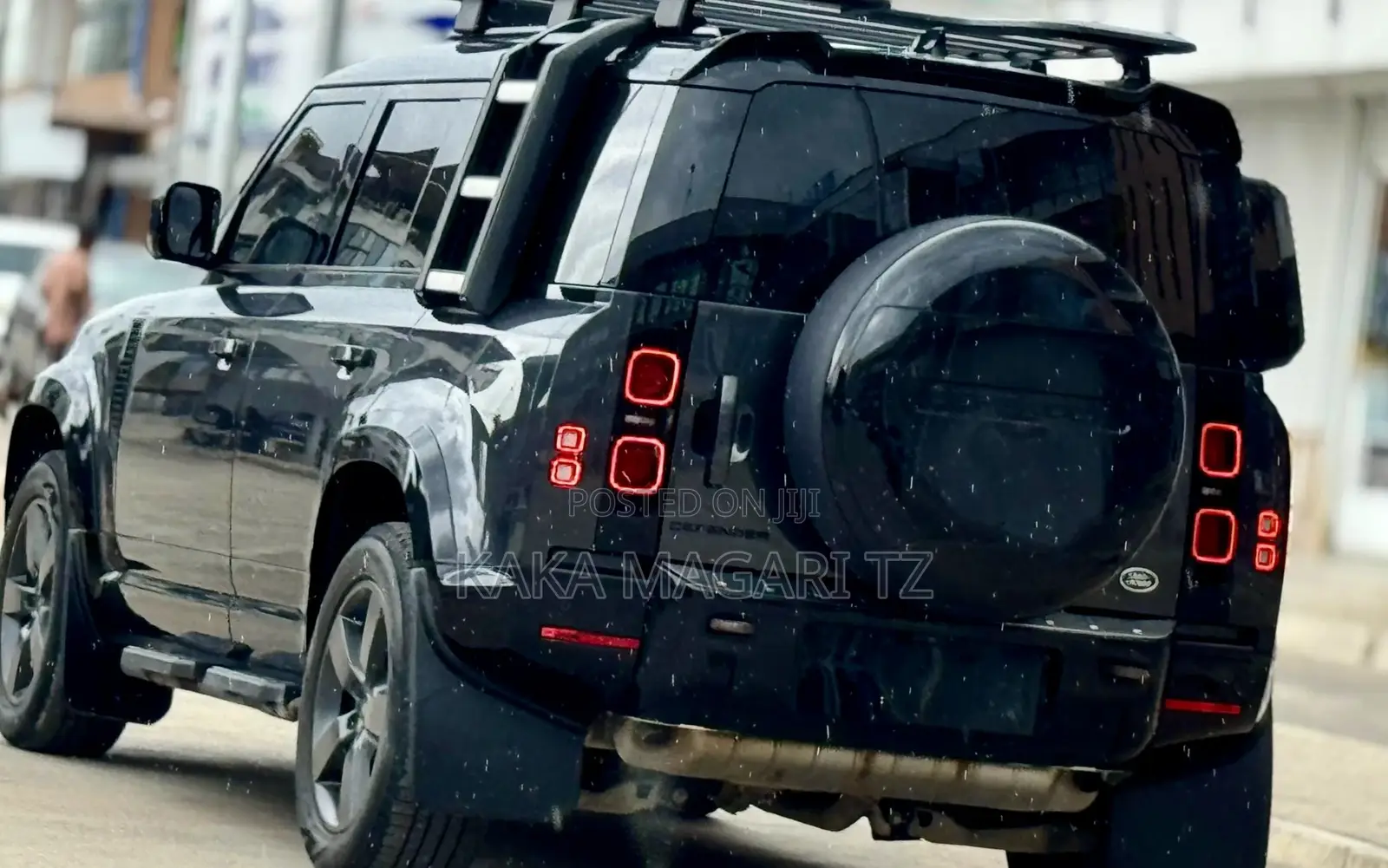 Land Rover Defender 2022 Black